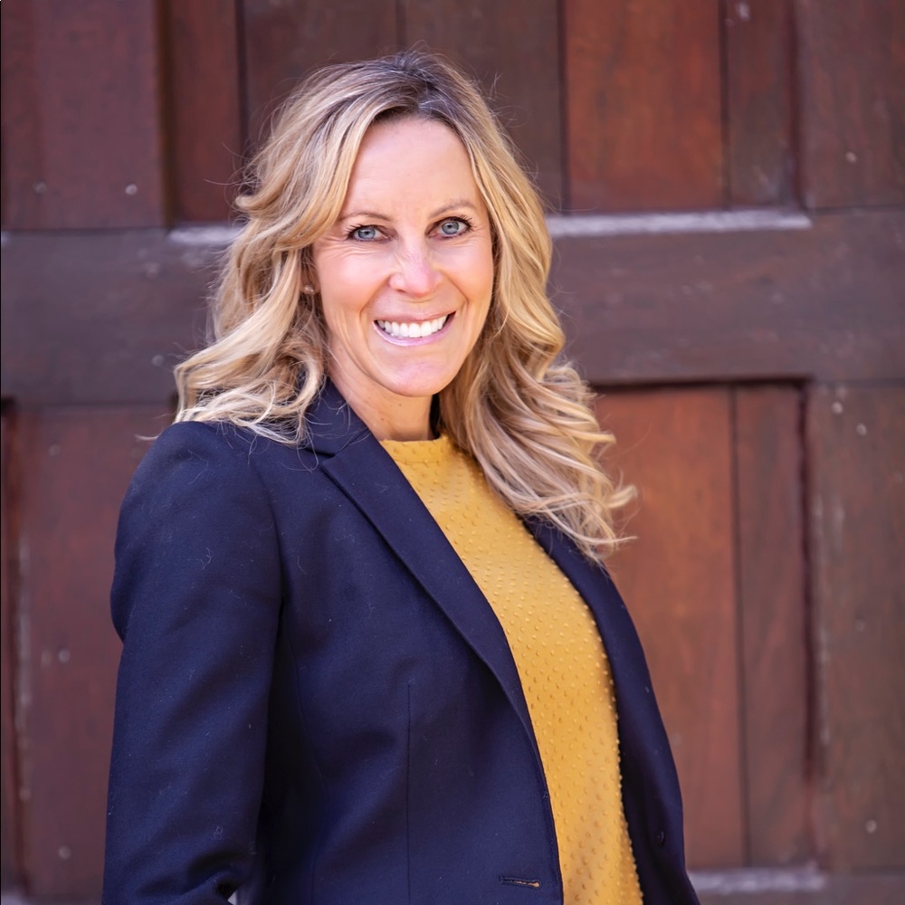 Meet your Posher, Stefanie